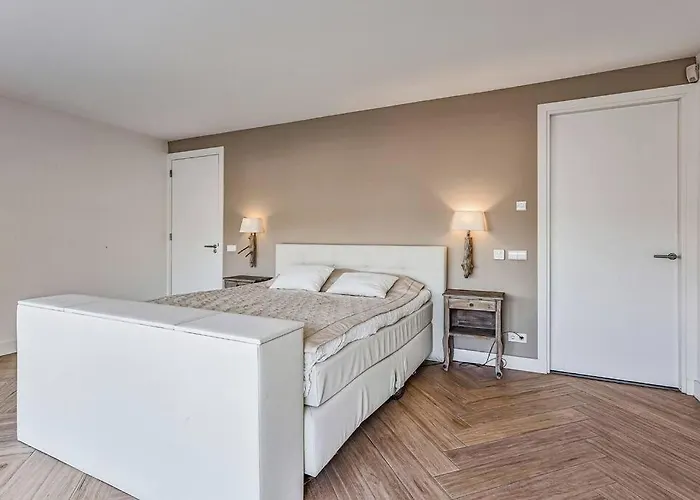 فيلة Landgoed Hermitage - Minerva - Xxl Zwemspa - Max 16 Personen *